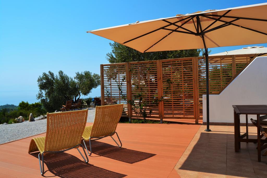 The Infinity 180 Luxury Suites Milia Bagian luar foto